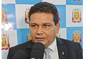 Presidente da Câmara, Wanderley Cerqueira, assegura: 'Vereador vai fiscalizar e legislar, doa a quem doer!'