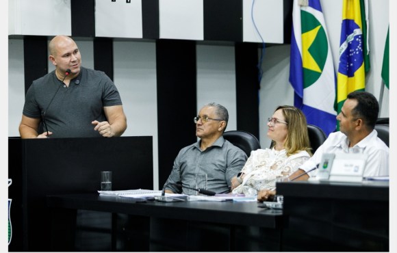 Prefeito reforça compromisso com famílias de Cuiabá ameaçadas de despejo